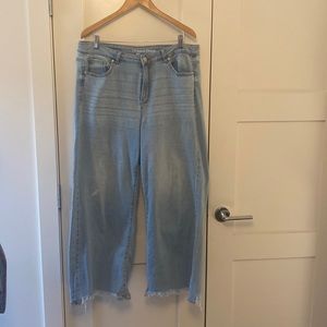 Addition Elle super soft wide leg Jean with frayed hem